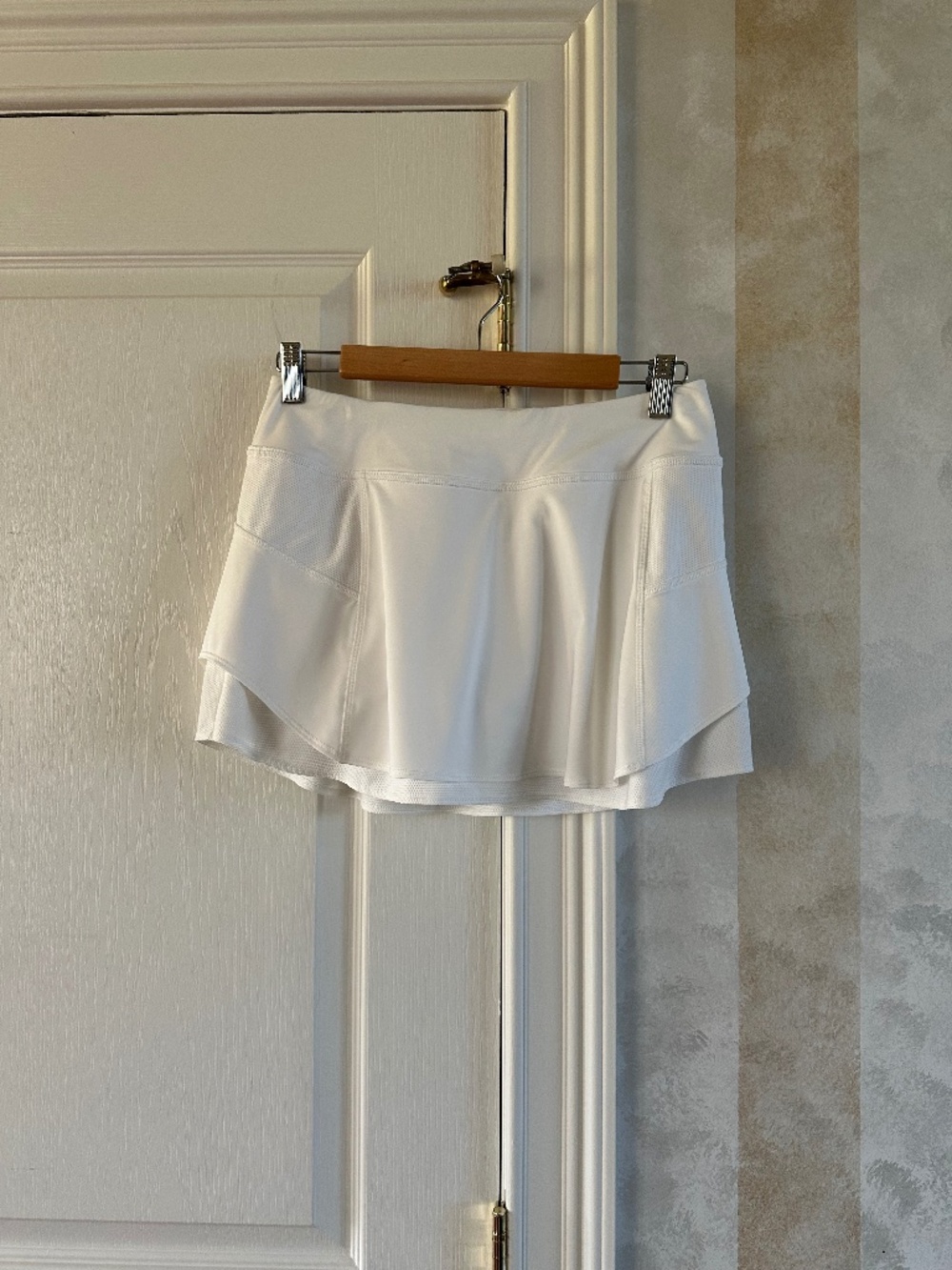 Athleta White Skort Size S